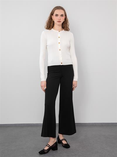 Вязаный кардиган с пуговицами HRK9174BEYAZ