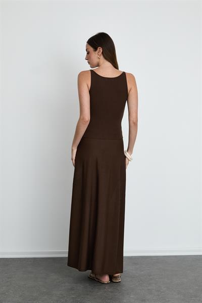 Pamuk ve İpek Karışımlı Halter Yaka Atlet ATL12000KAHVE