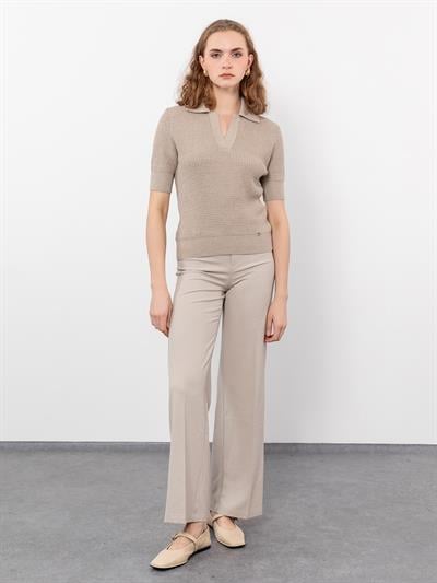 Свитер с воротником-поло и металлизированной веревкой KZK9294BEJ