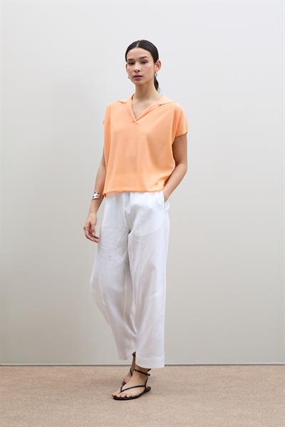 Вязанный свитер с пайетками и воротником-поло