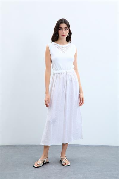 Льняное платье с разрезом сзади ELB10498BEYAZ