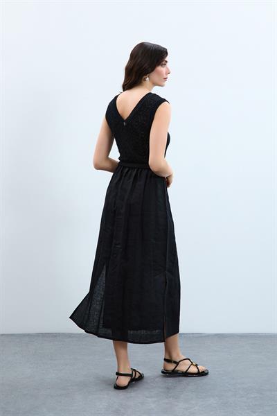 Льняное платье с разрезом сзади ELB10498SİYAH