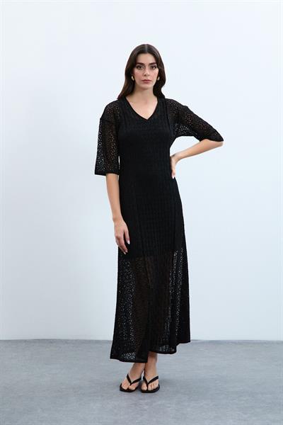 Платье с V-образным вырезом и металлизированной веревкой ELB9520SİYAH