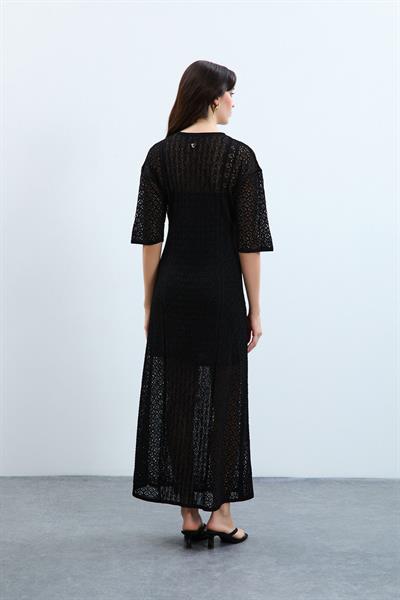 Платье с V-образным вырезом и металлизированной веревкой ELB9520SİYAH