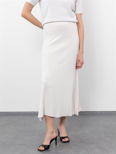 Юбка-миди с металлизированной пряжкой и высокой талией ETK9730KEMIK