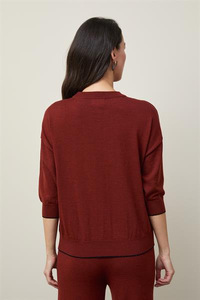 Джемпер из шерсти с круглым вырезом