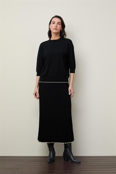 Джемпер из шерсти с круглым вырезом