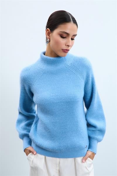 Свитер с высоким воротником и ребристой текстурой из смеси шерсти KZK10792AÇIKMAVİ