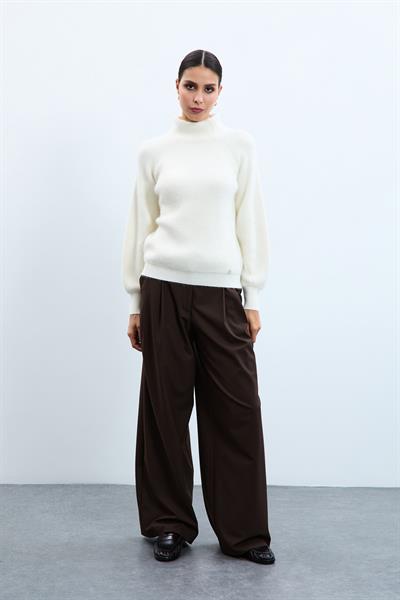 Свитер с высоким воротником и ребристой текстурой из смеси шерсти KZK10792KEMIK