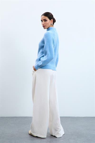 Свитер с высоким воротником и ребристой текстурой из смеси шерсти KZK10792AÇIKMAVİ