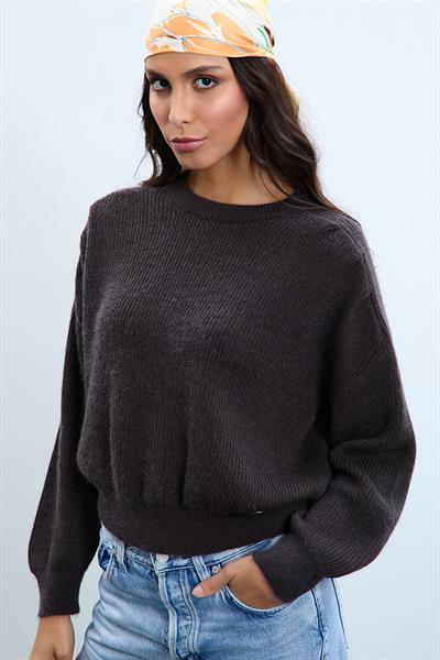 Свитер с круглым вырезом и плечевыми деталями из шерстяной смеси KZK10538KAHVE