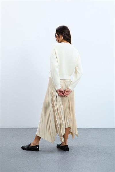 Свитер с круглым вырезом и плечевыми деталями из шерстяной смеси KZK10538KEMİK