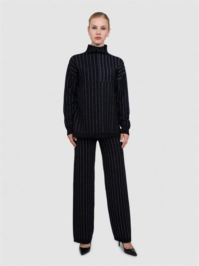 Свитер с капюшоном из смесовой шерсти и контрастными полами TNK8346SIYAH