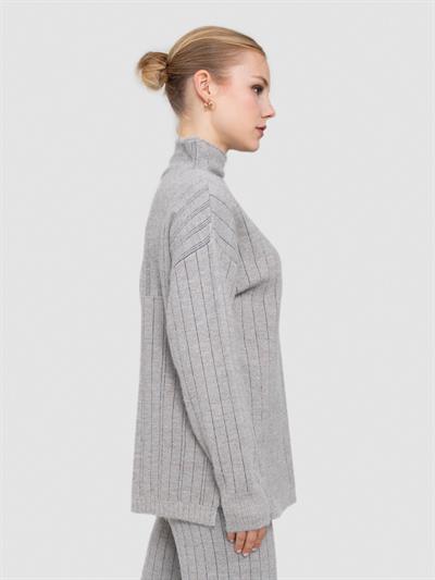 Свитер с капюшоном из смесовой шерсти и контрастными полами TNK8346BEJ