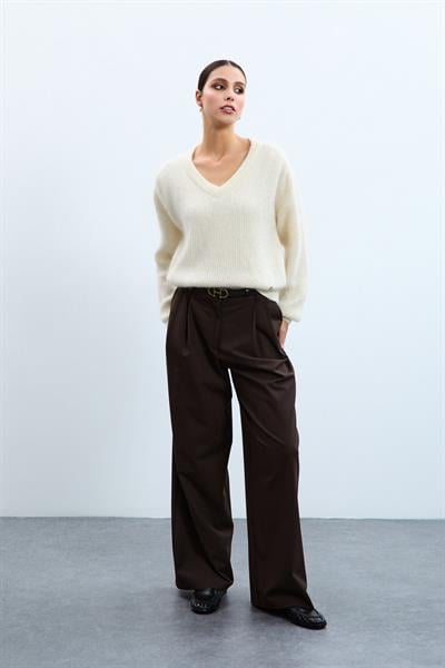 Свитер из смеси мохера и шерсти с драпировкой и пайетками на плечах KZK10388KEMİK