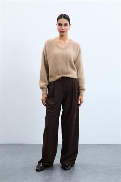 Свитер из смеси мохера и шерсти с драпировкой и пайетками на плечах KZK10388BEJ