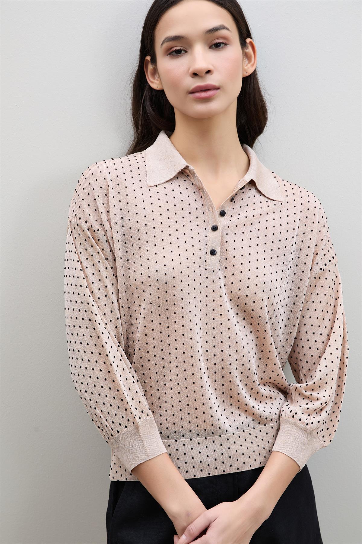 Puantiye Desenli Polo Yaka Kazak