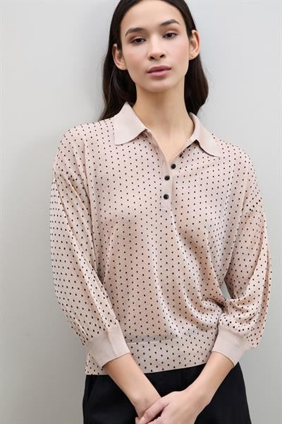 Puantiye Desenli Polo Yaka Kazak