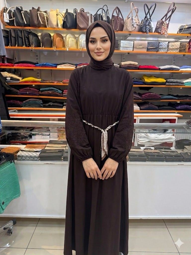 Armine TREND Fular ve Kemerli Kolları Nakışlı Elbise Kahverengi 26YT911