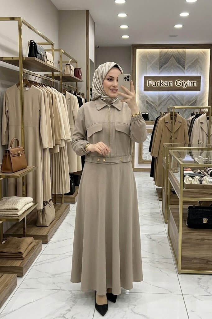 ARMİNE TREND Kısa Ceketli Etekli Takım Bej 26YT650