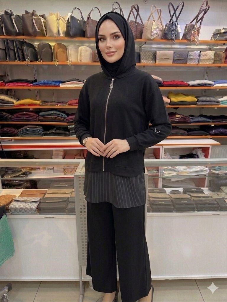 Armine TREND Üst Fermuarlı ve Etek Çizgili Bayan Takım Siyah 26YT606
