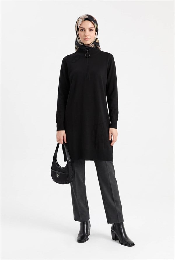 Armine TREND Çiçek Nakışlı Fermuarlı Triko Tunik Siyah 25KTD4111