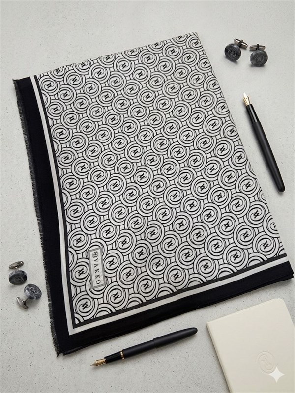 Vakko Twill İpek Şal Monogram Siyah