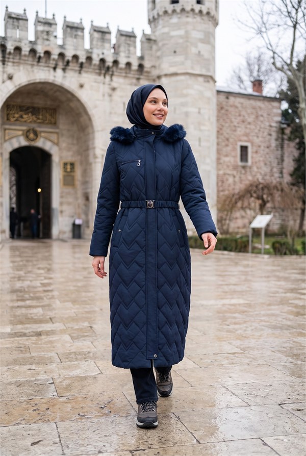 Zühre Kürk Detaylı Kapüşonlu Petra Uzun Şişme Lacivert Mont 12765