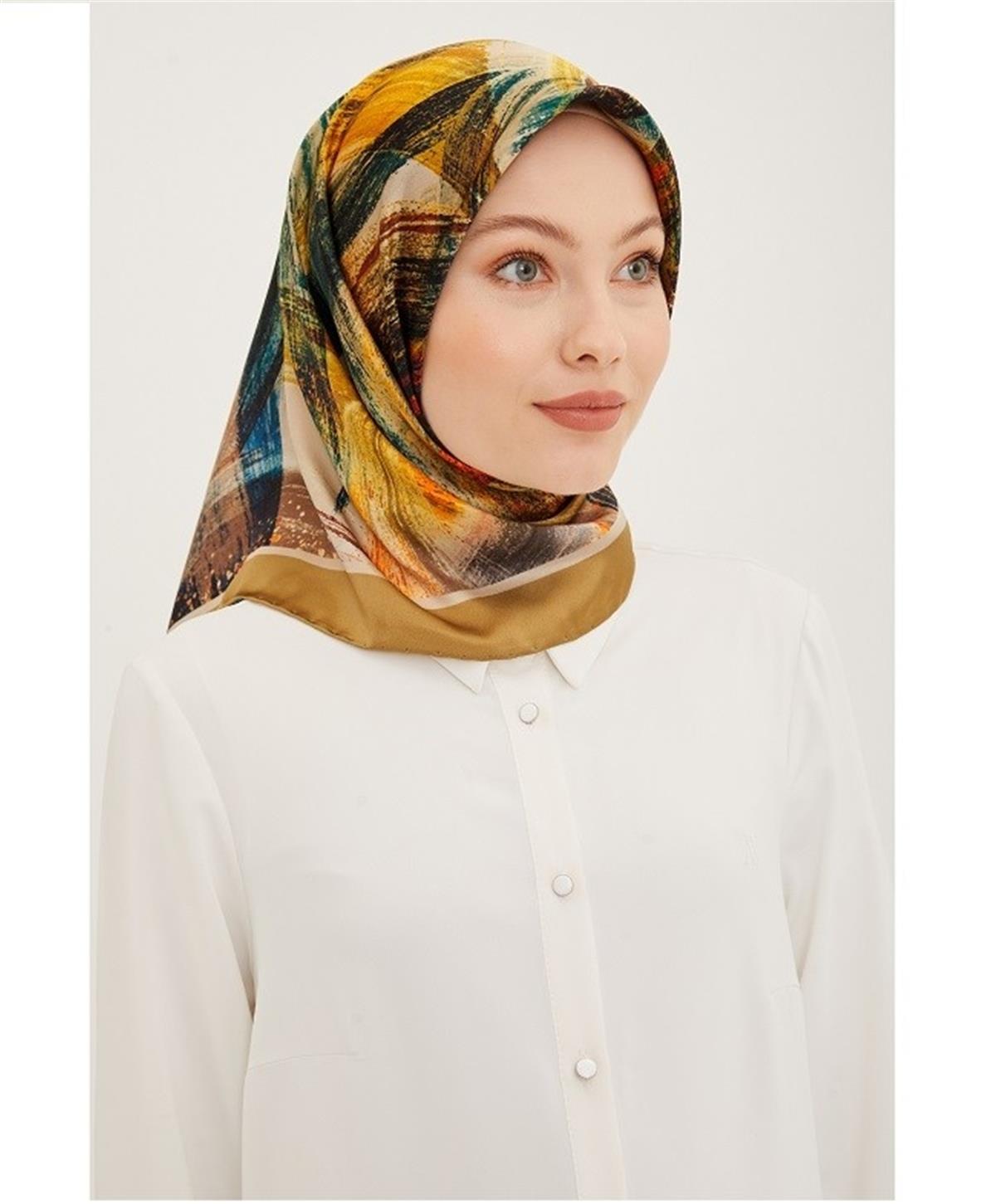 Armine 2023 İlkbahar-Yaz Sura İpek Eşarp 23YA8932 53