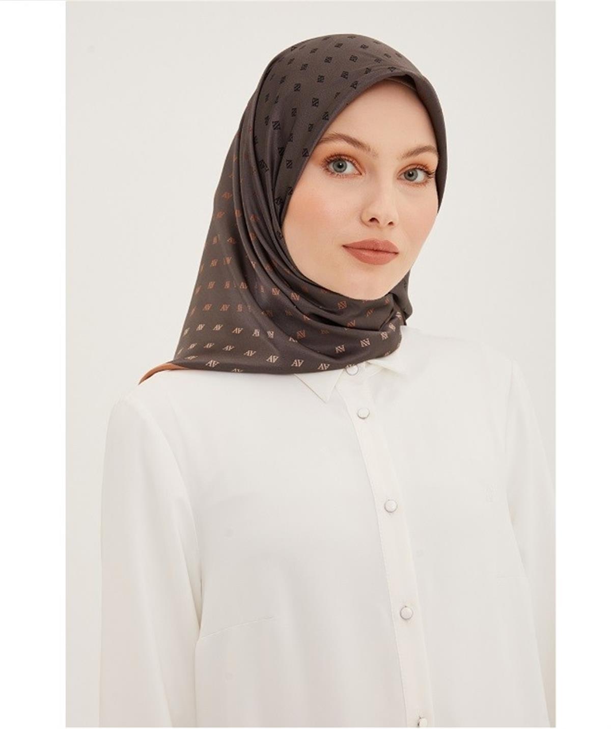 Armine 2023 İlkbahar-Yaz Sura İpek Eşarp 23YA8936 31