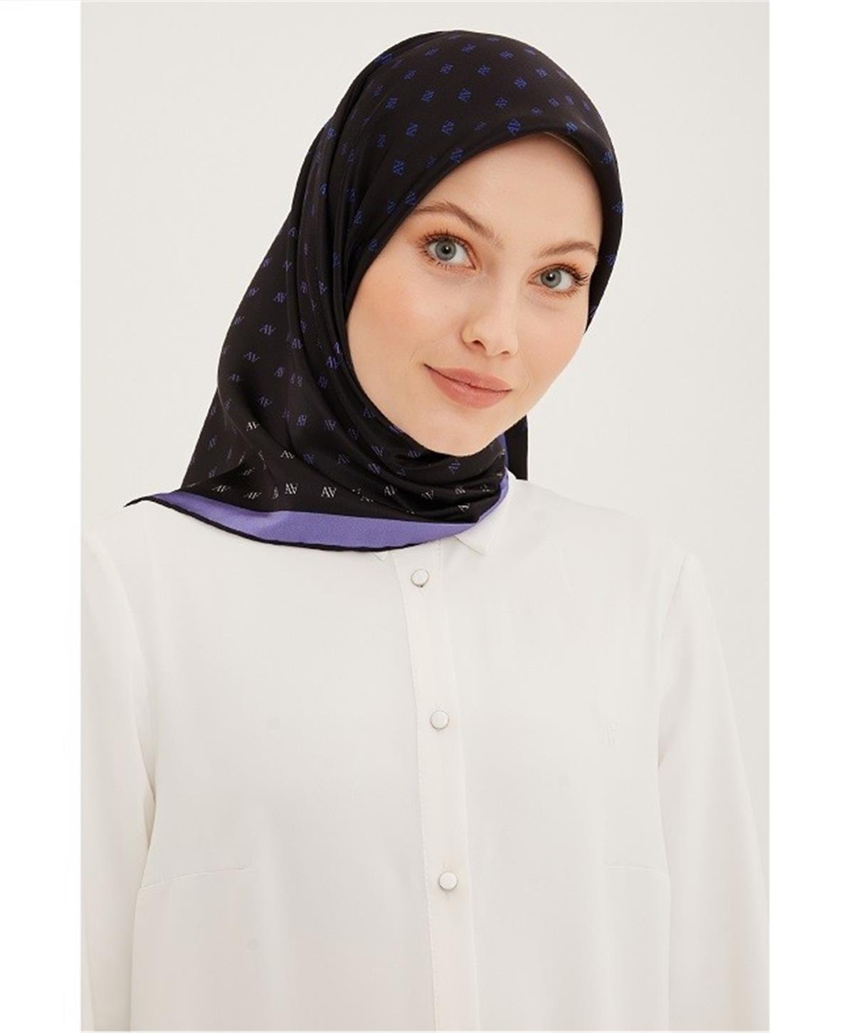 Armine 2023 İlkbahar-Yaz Sura İpek Eşarp 23YA8936 1