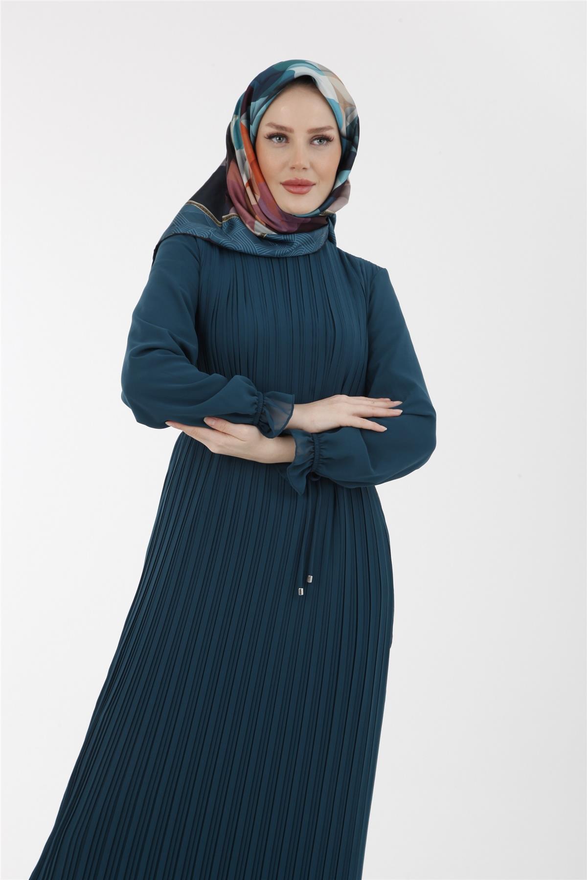 Armine 23YT910 Şifon Pilise Elbise Zümrüt