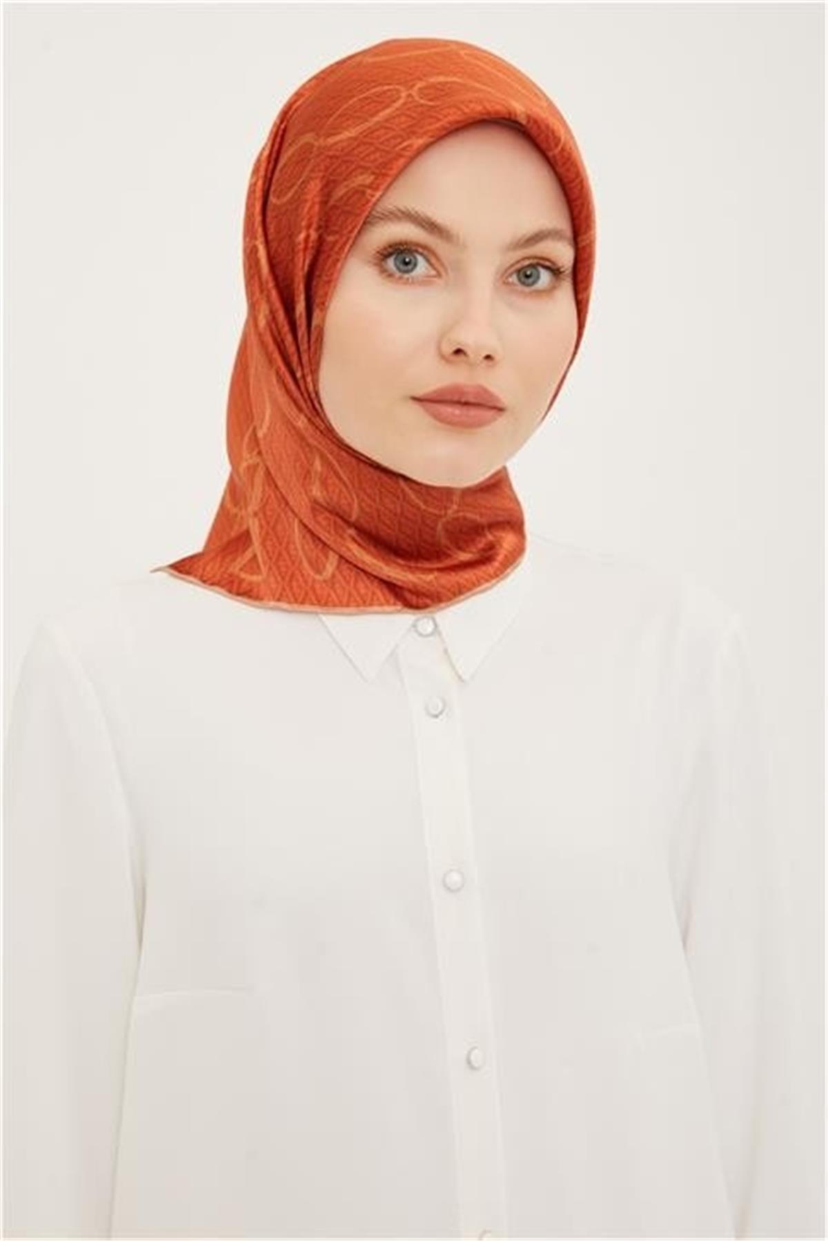 Armine Sura İpek Eşarp 23Ya8925 35