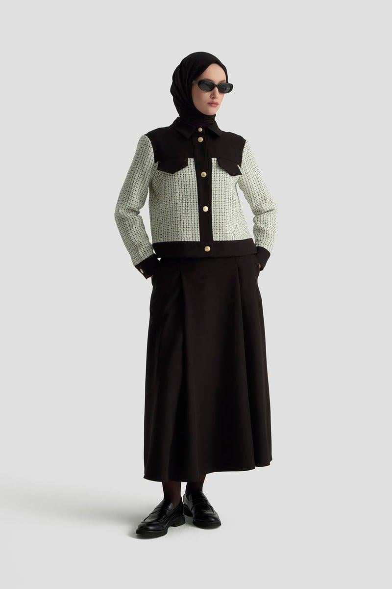 ARMİNE TREND Gold Düğme Detaylı Süs Cepli Etekli Tüvit İkili Takım Siyah 25KT605