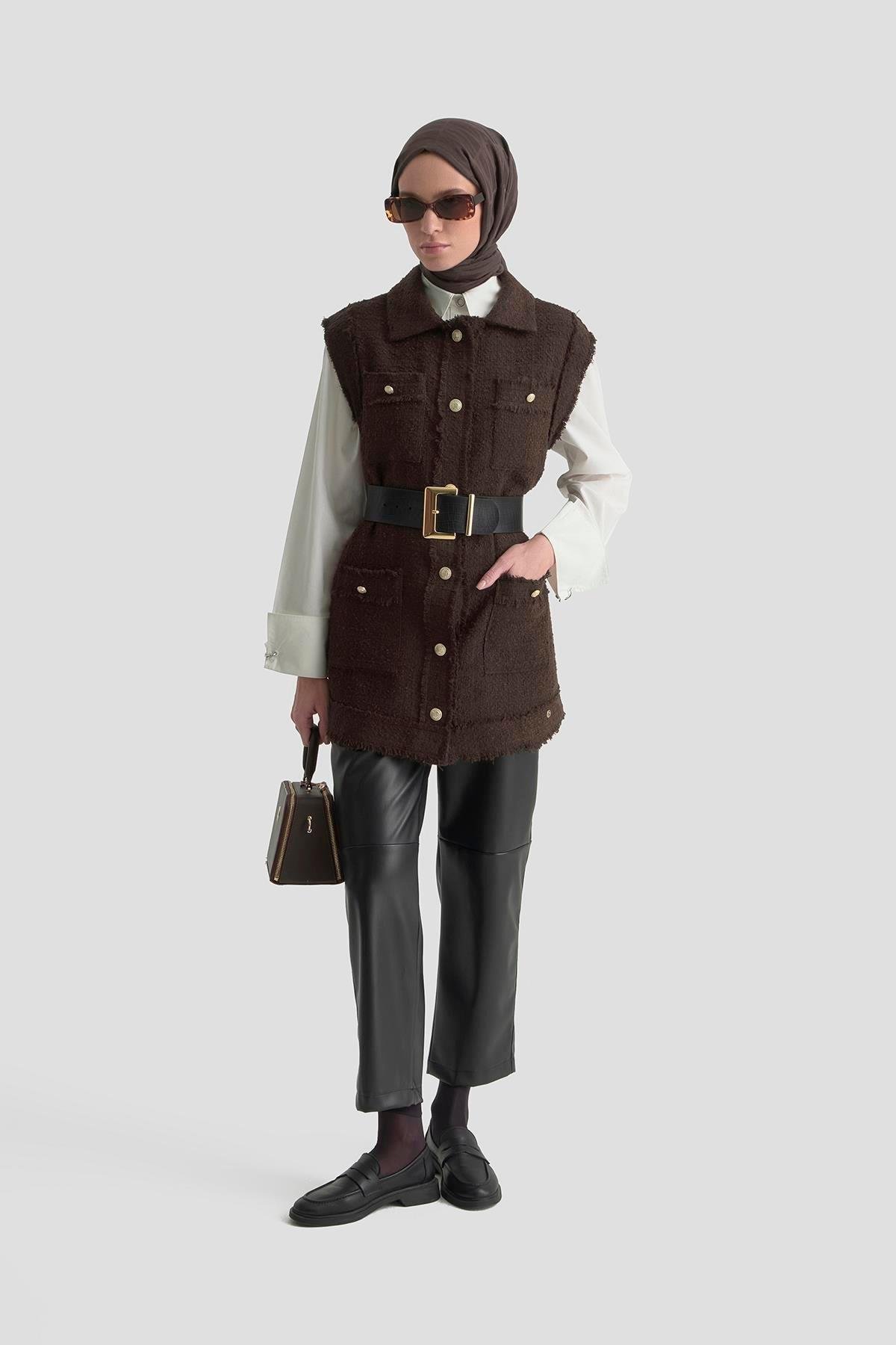 ARMİNE TREND Gold Düğmeli Cepli Gömlek Yakalı Yelek Kahverengi 25KT516