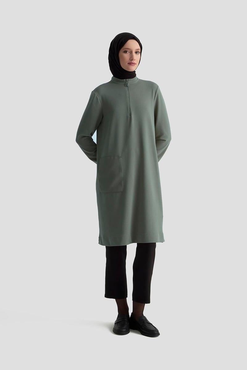 ARMİNE TREND Yakası Fermuarlı Kolları Ribanalı Örme Kumaş Tunik Haki 25KT443