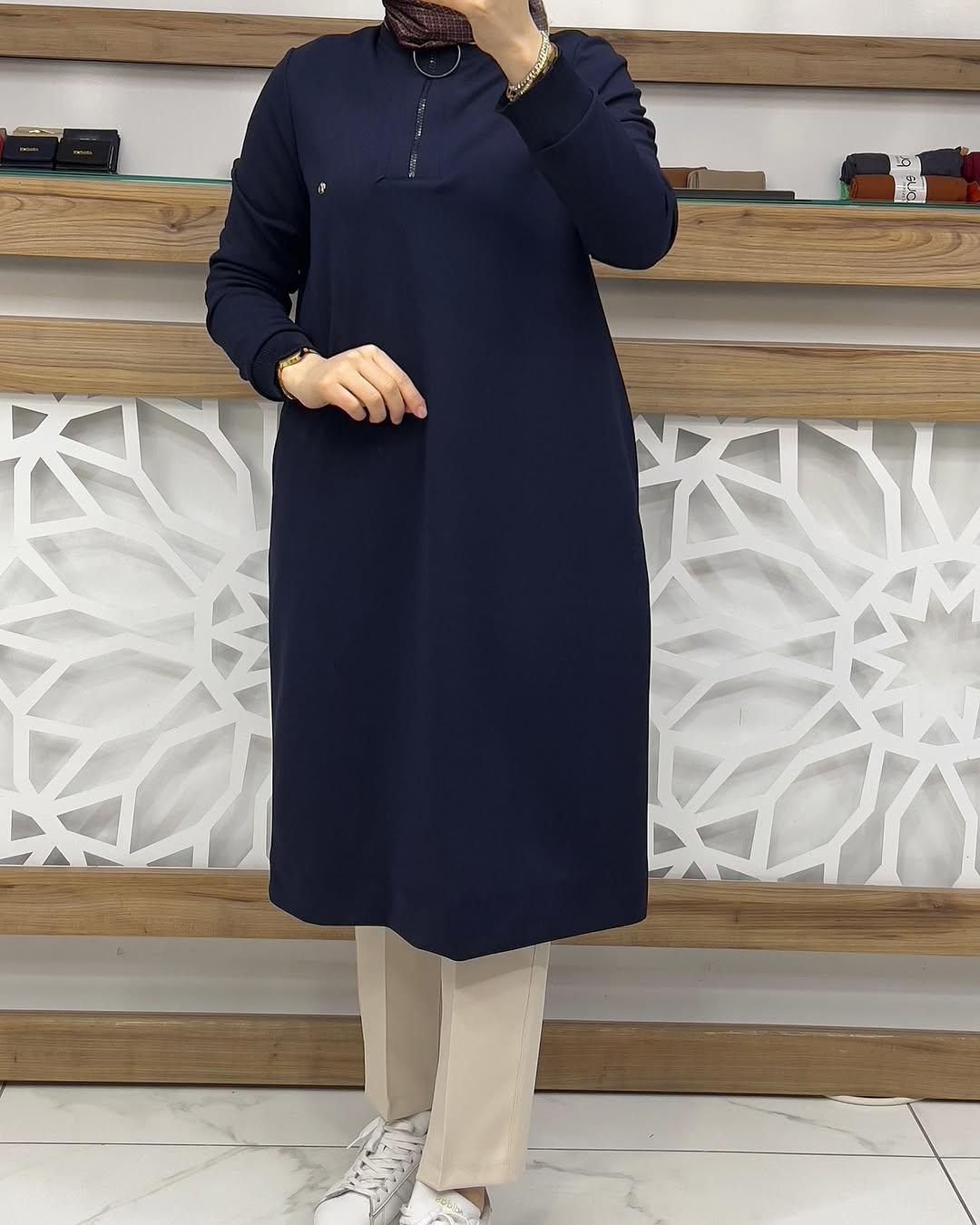 Armine Trend Yakası Halka Fermuarlı Tunik Lacivert 24KT436