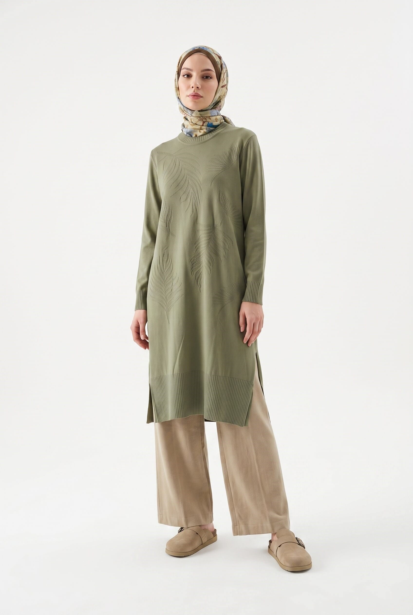 Armine TREND Yaprak Desenli Uzun Triko Tunik Çağla 26KTD408