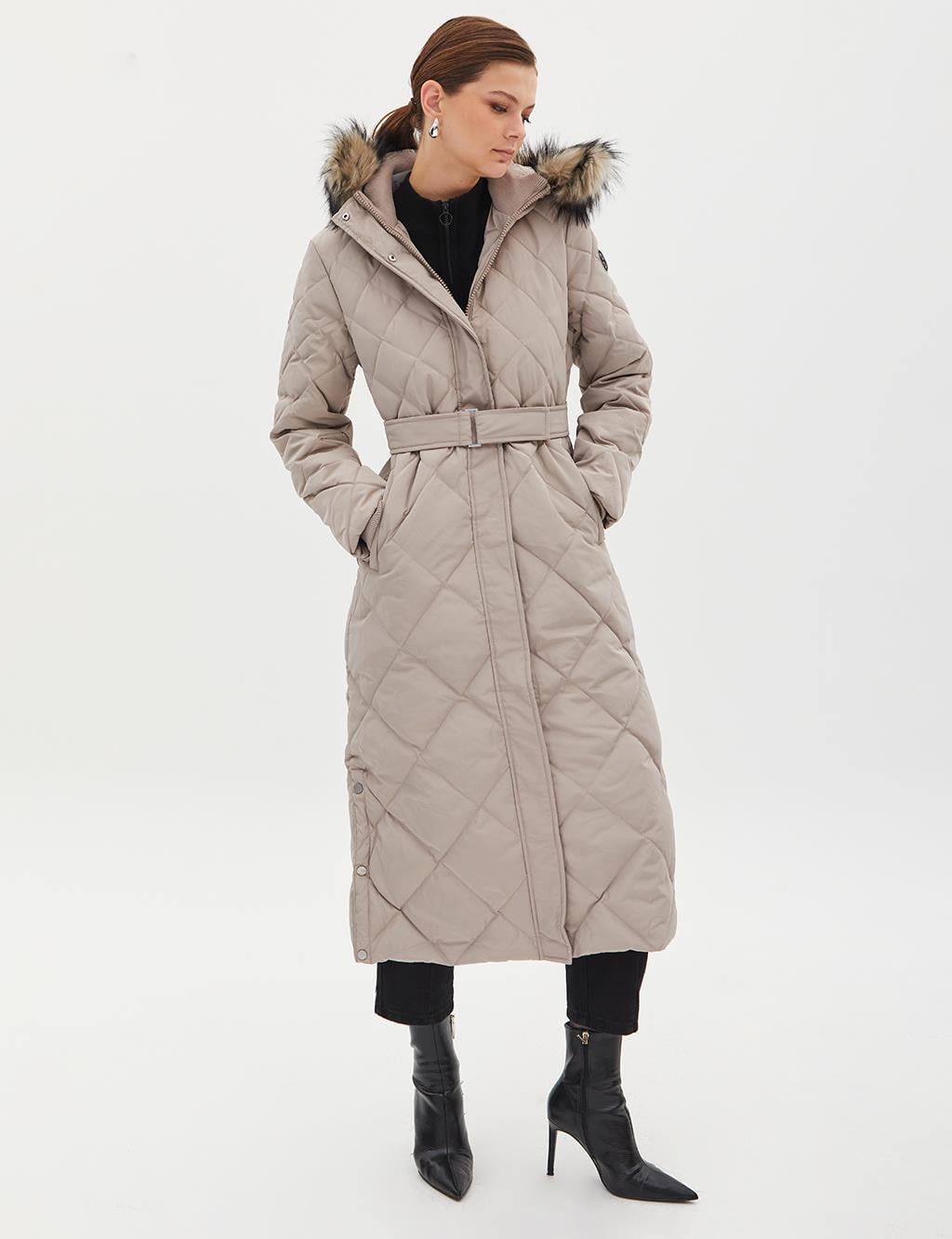 Kayra Baklava Desenli Suni Kürklü Kaz Tüyü Mont Taş KA-A23-27003-14