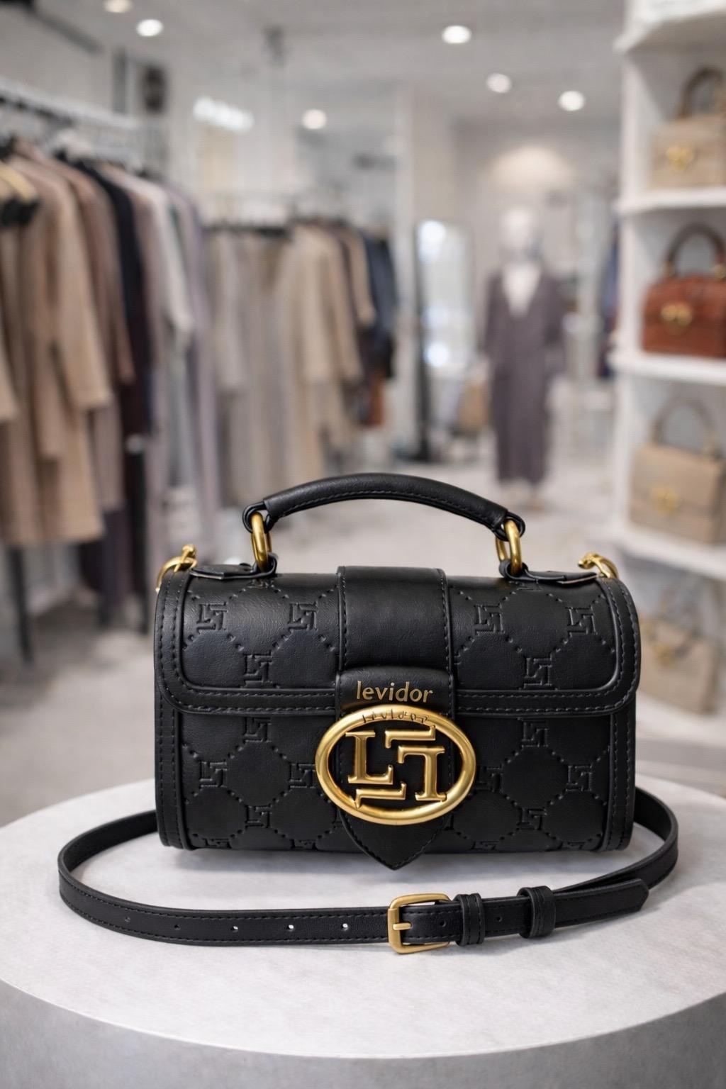 Levidor Mıknatıslı Minimal Modern Stil Omuz Çantası Krem 930406