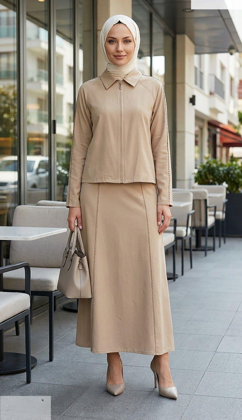 Nihle Koldan Şerit Detaylı Ceket Fermuarlı Etekli Takım Camel