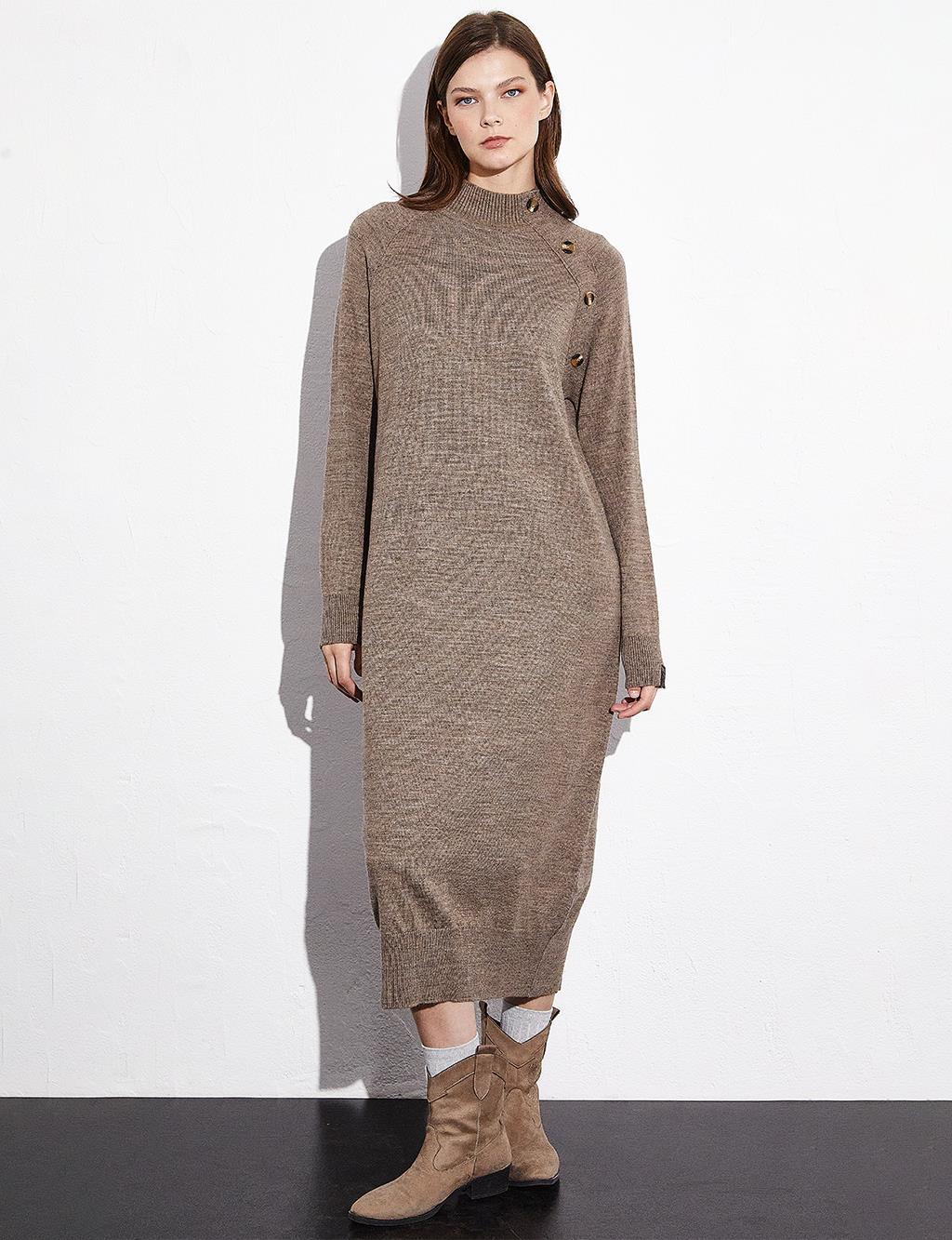 Reglan Kol Yarım Balıkçı Yaka Triko Elbise Vizon KA-A23-TRK08