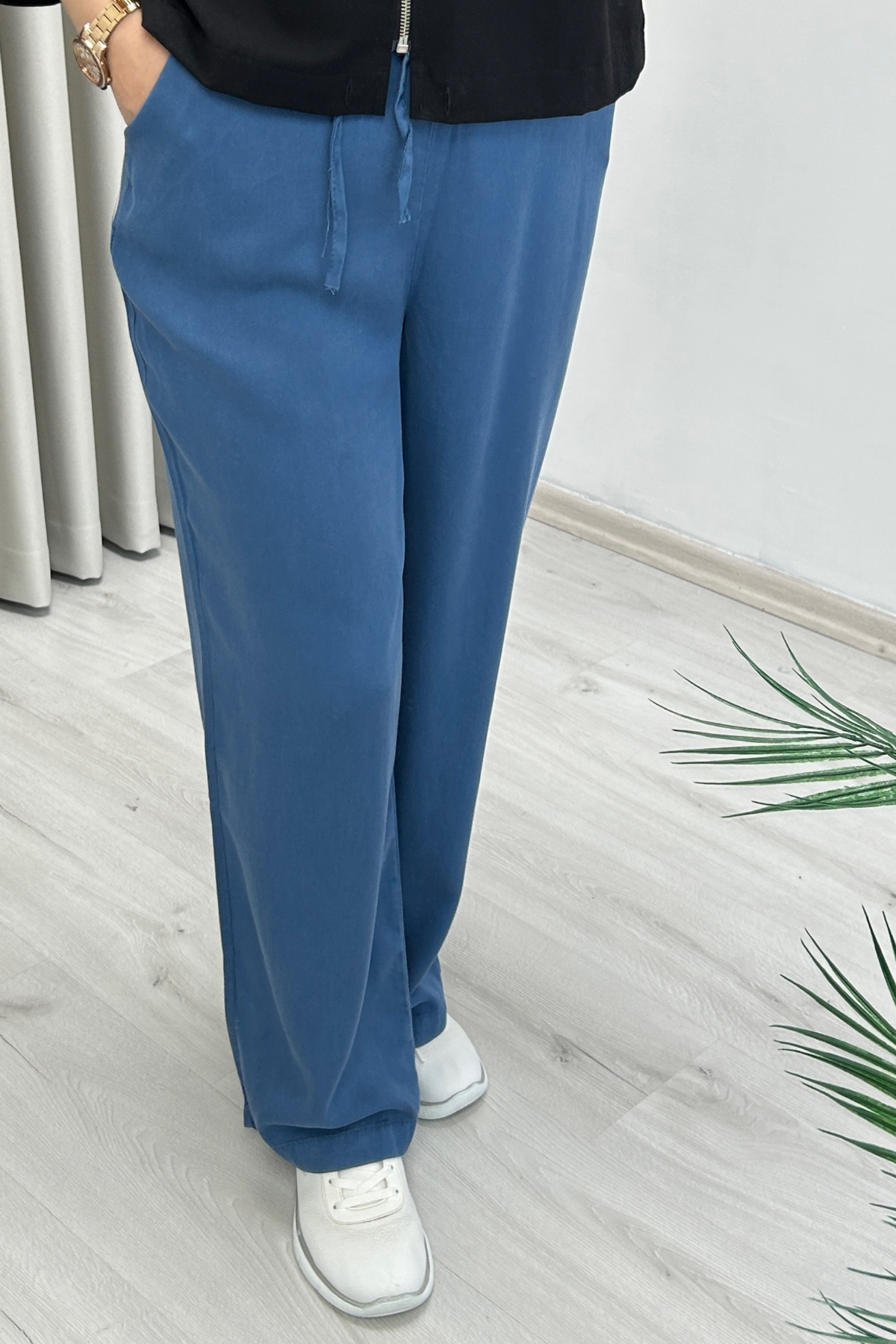 Yeni Sezon Premium Kumaş Yumuşak Dokulu Dökümlü Kadın Pantolon Mavi