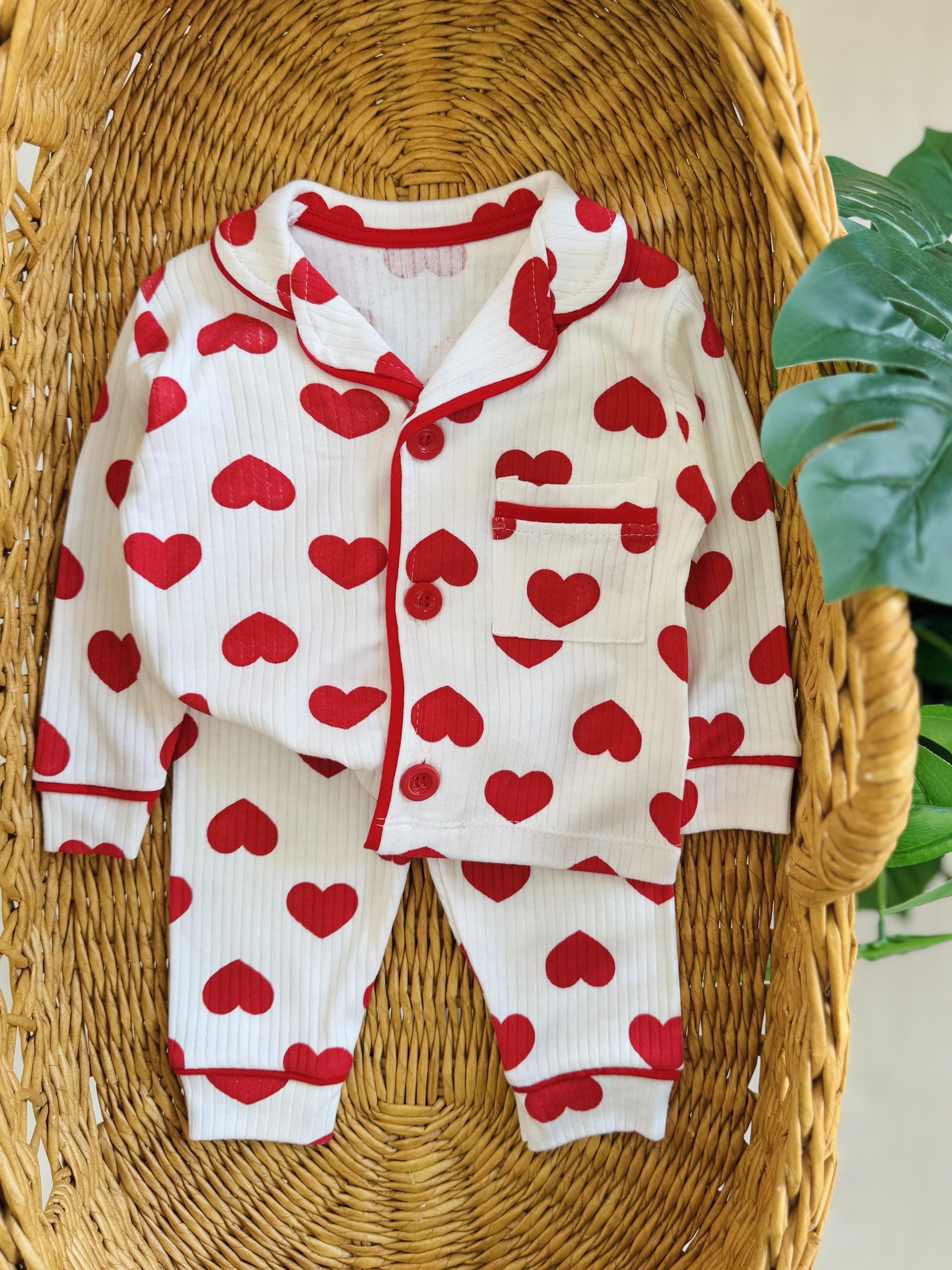 Büyük Kalpli Pijama Takımı