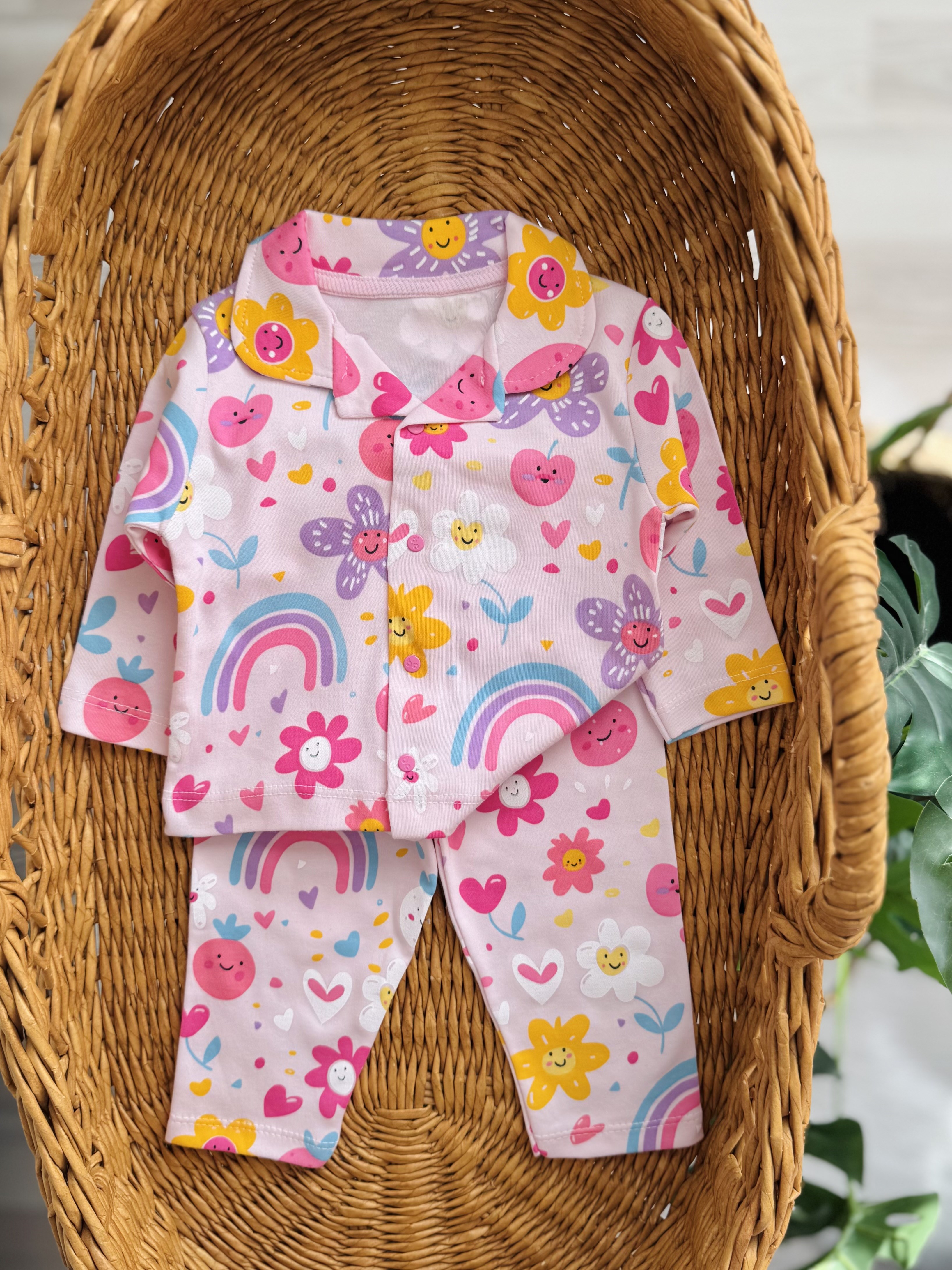 Neşeli Çiçekler Pijama Takımı 