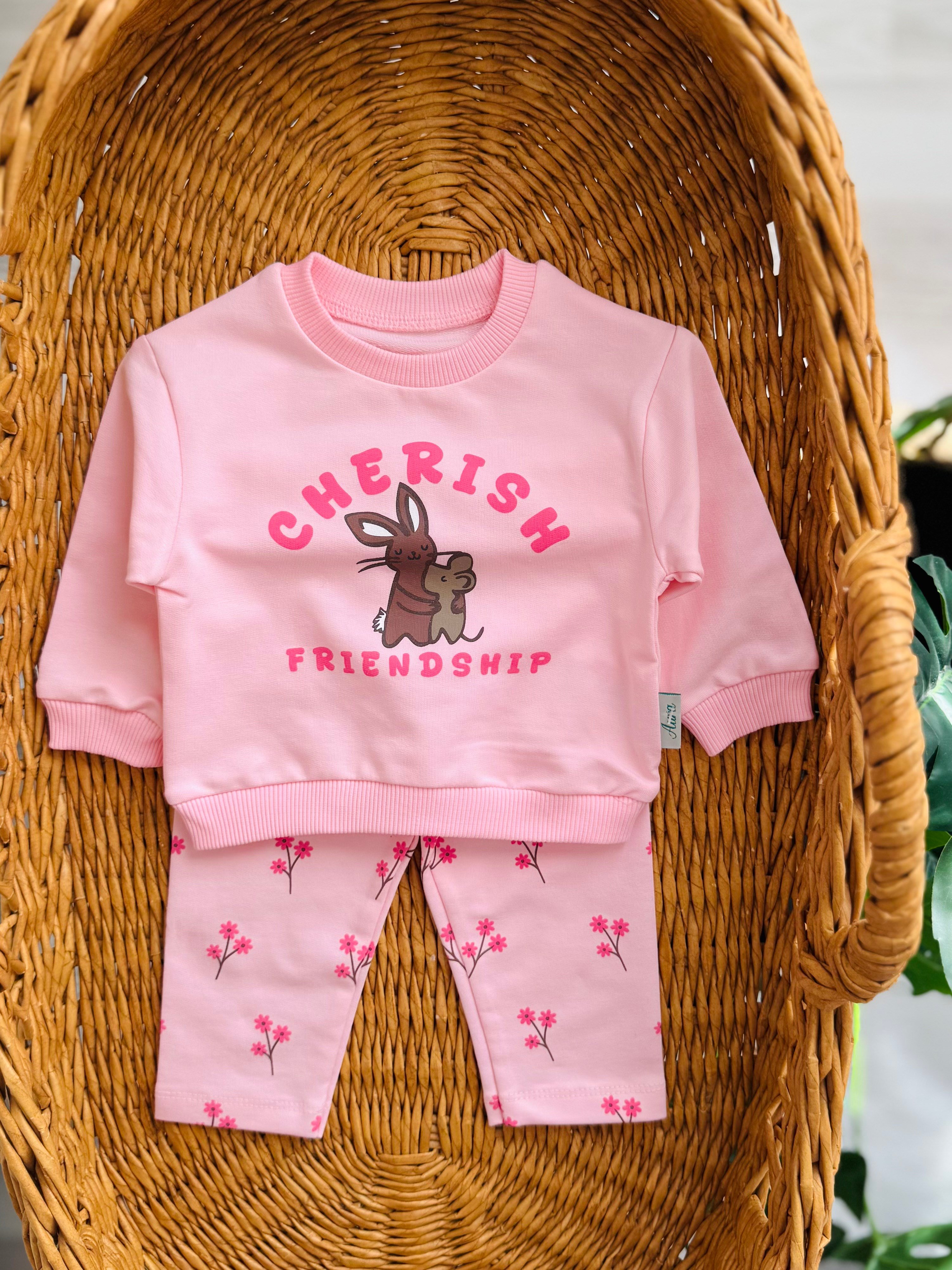 Pembe Cherish Friendship Mevsimlik Takım ( DAR KALIPTIR 1 BEDEN BÜYÜK TERCİH EDEBİLİRSİNİZ)