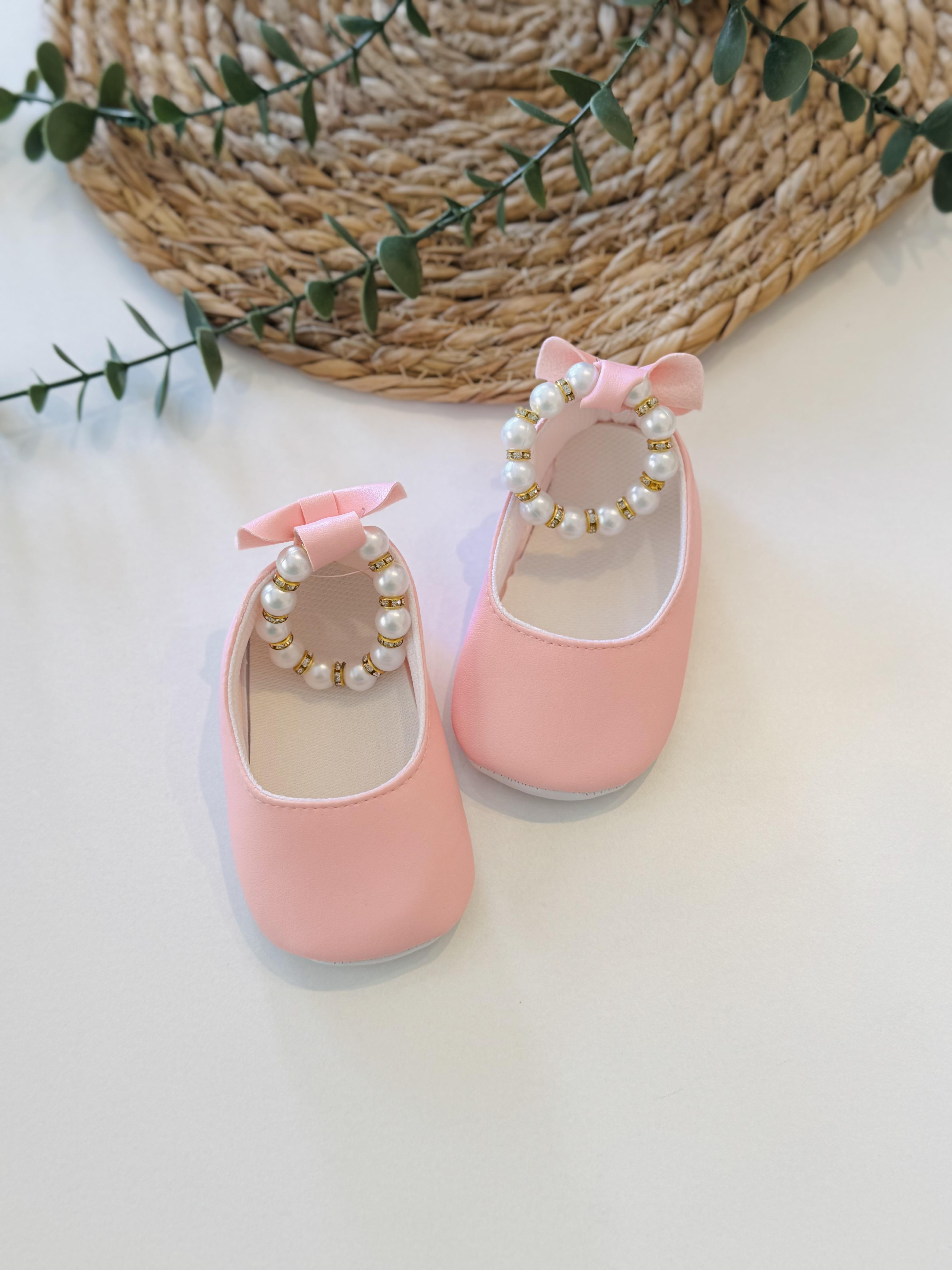 Pembe İnci Detay Babet