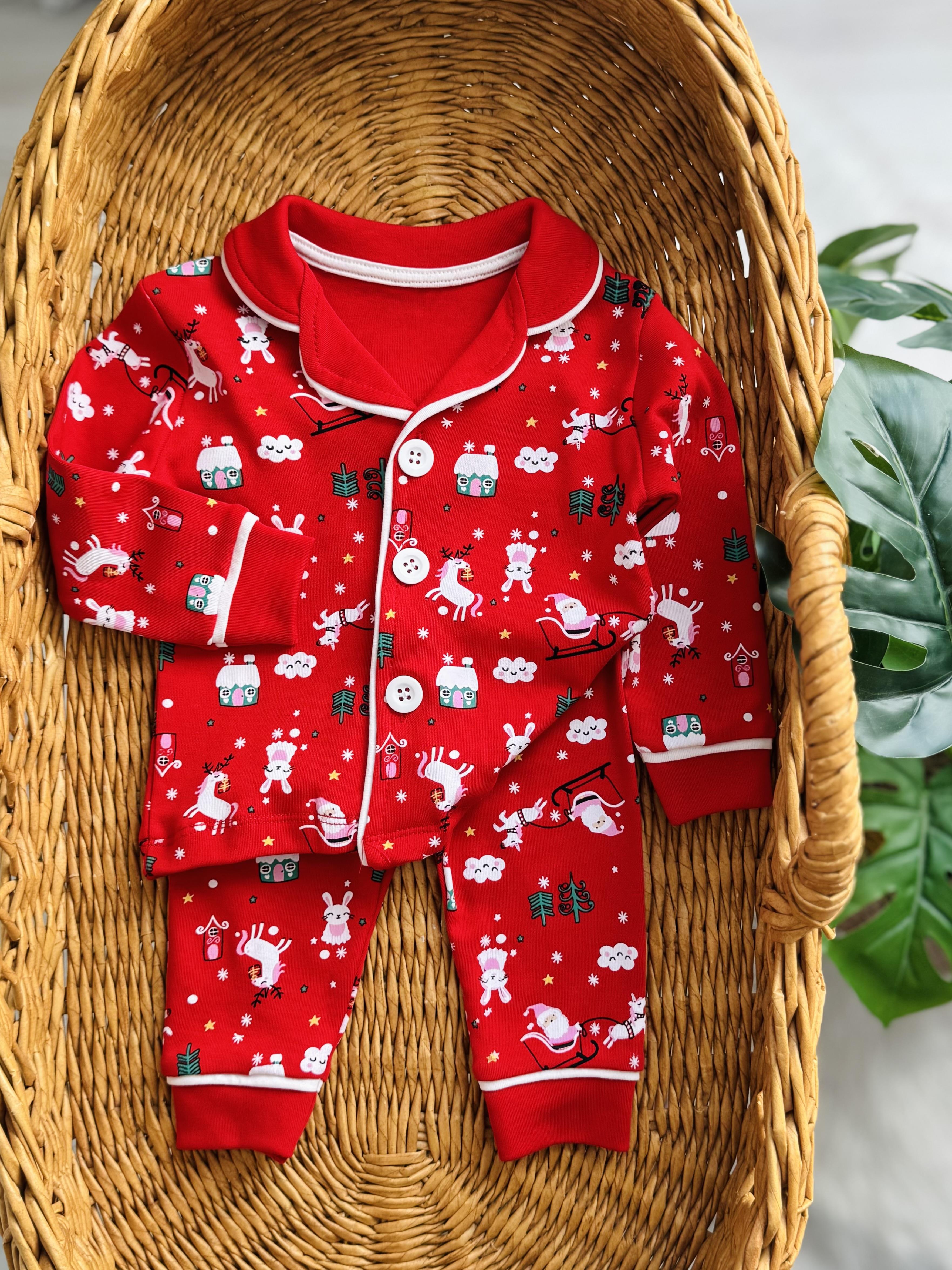 Unisex Yılbaşı Temalı Pijama Takimi