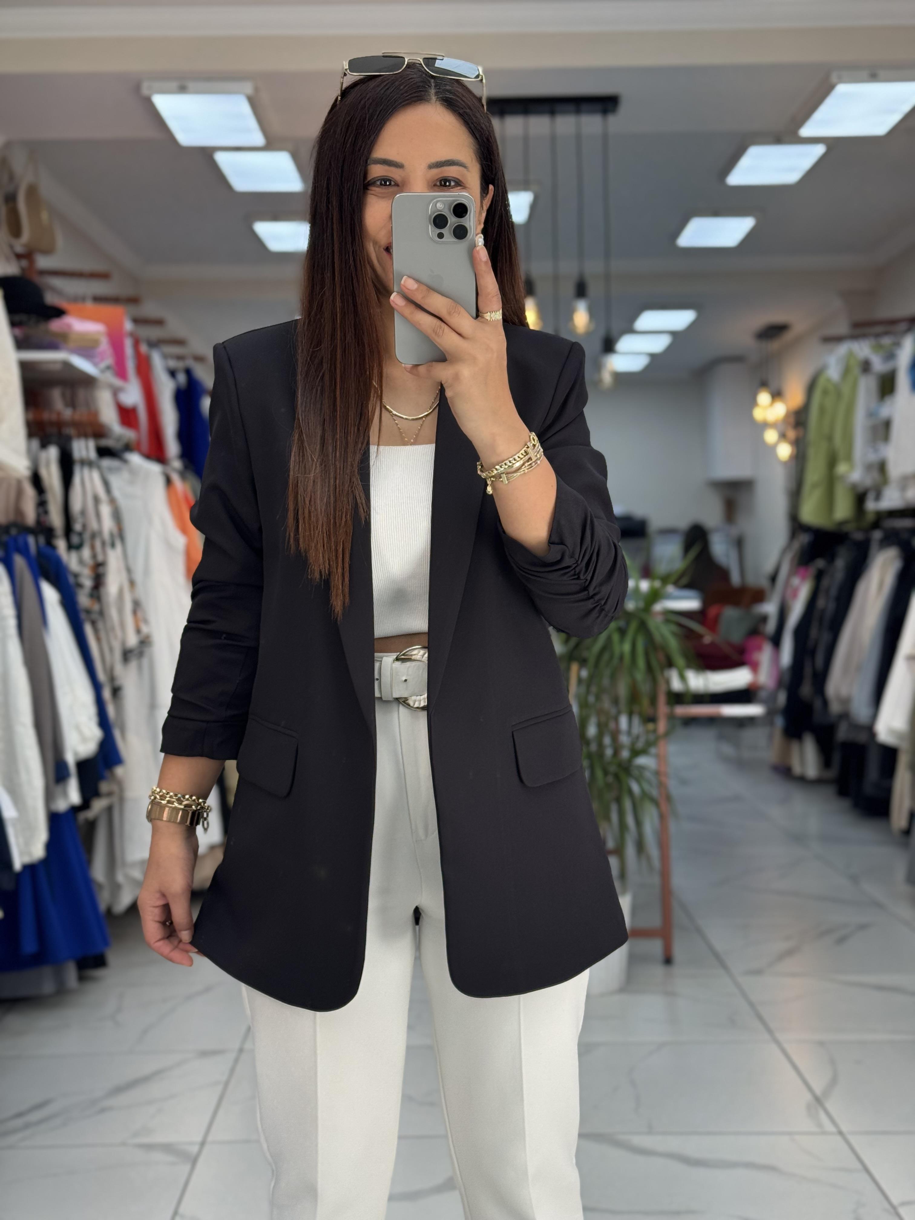  Kolu Büzgülü Blazer Ceket Siyah