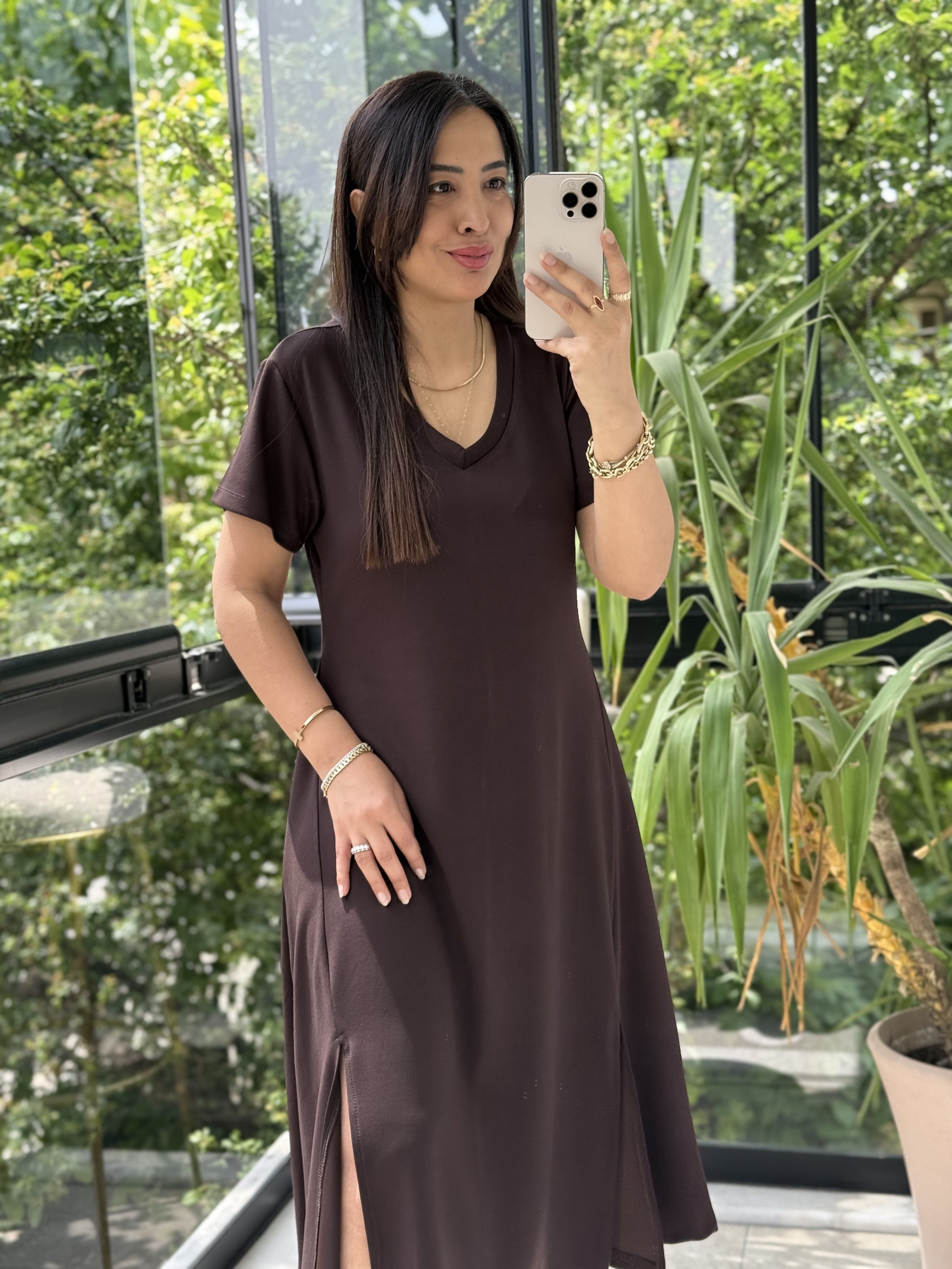 Oysh V Yaka Yırtmaçlı Elbise Kahve